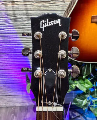 Gibson - J-45 Standard Vintage Sunburst 2